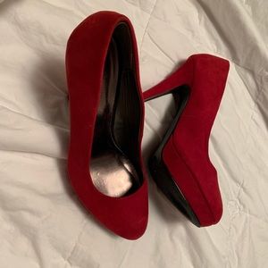 Size 9 maurices heels